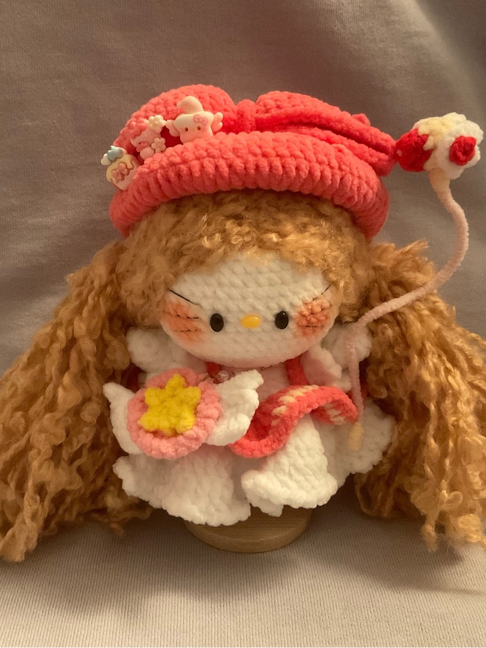 Crochet Hello Kitty Cardcaptor Sakura magnetic head doll handmade amigurumi